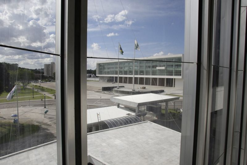 Palácio Iguaçu visto da Assembleia: projeto deve ser aprovado em definitivo na semana que vem | Daniel Castellano/ Gazeta do Povo