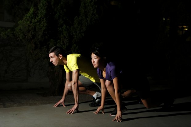 Correr à noite é uma opção interessante, desde que alguns cuidados sejam levados em consideração | Hugo Harada / Gazeta do Povo