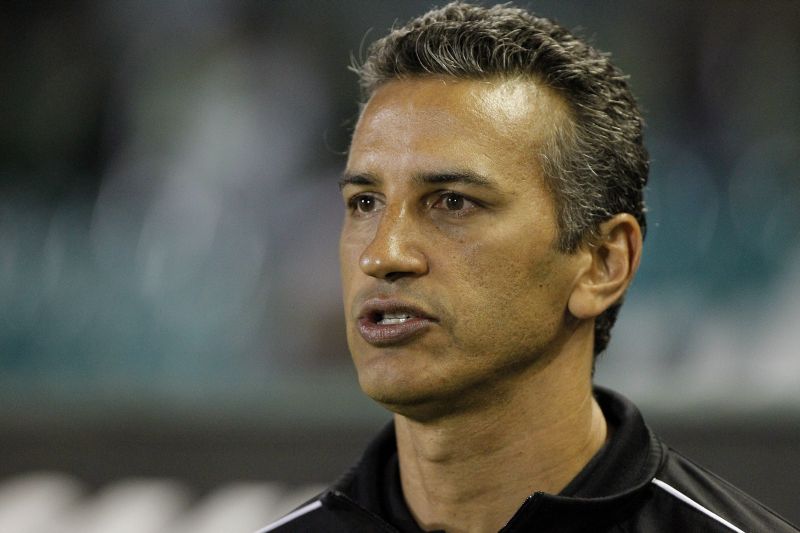 "Temos totais condições de ganhar desses dois em casa", disse Péricles Chamusca sobre duelos com Cruzeiro e Grêmio | Hugo Harada / Gazeta do Povo
