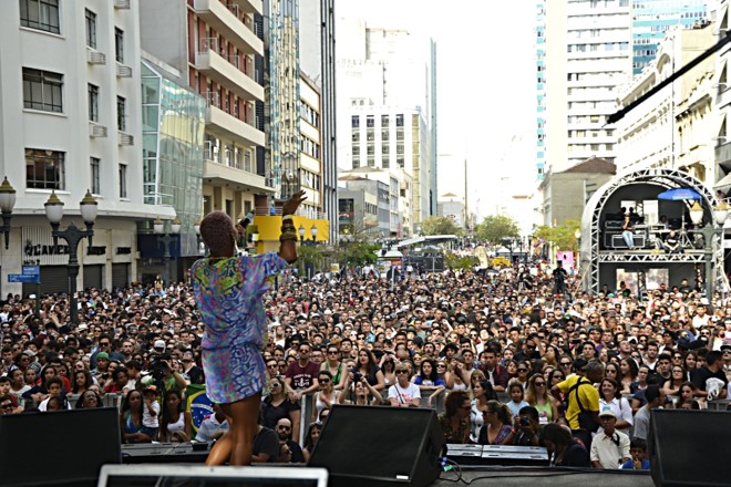 De acordo com Karol, a plateia foi estimada em 20 mil pessoas |