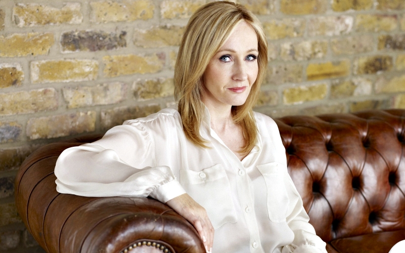 A inglesa J. K. Rowling reafirma seu talento de contadora de histórias em O Chamado do Cuco | Divulgação