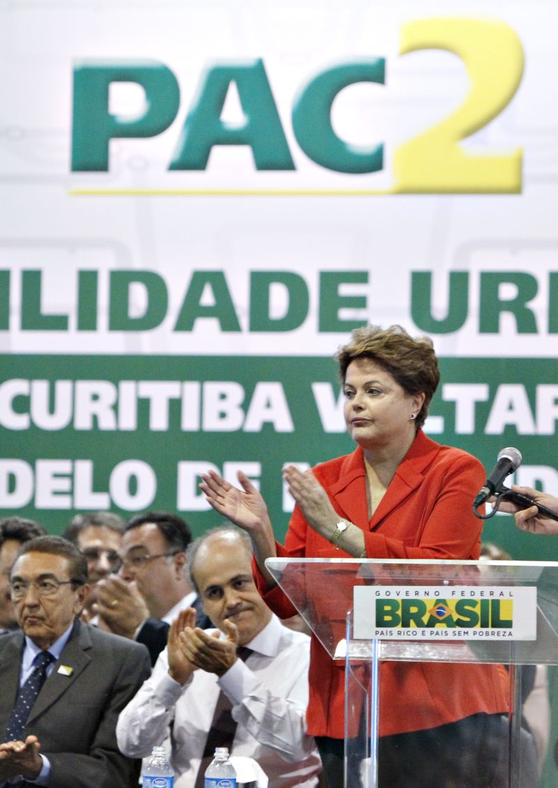 Dilma em Curitiba na última terça-feira: visita a pelo menos duas cidades toda semana | Daniel Castellano/Gazeta do Povo