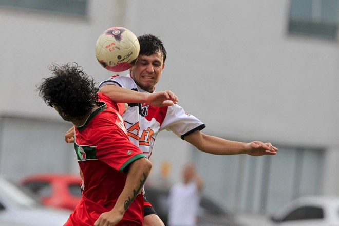Primeiro tempo foi sem gols na partida entre Trieste e Combate Barreirinha | 