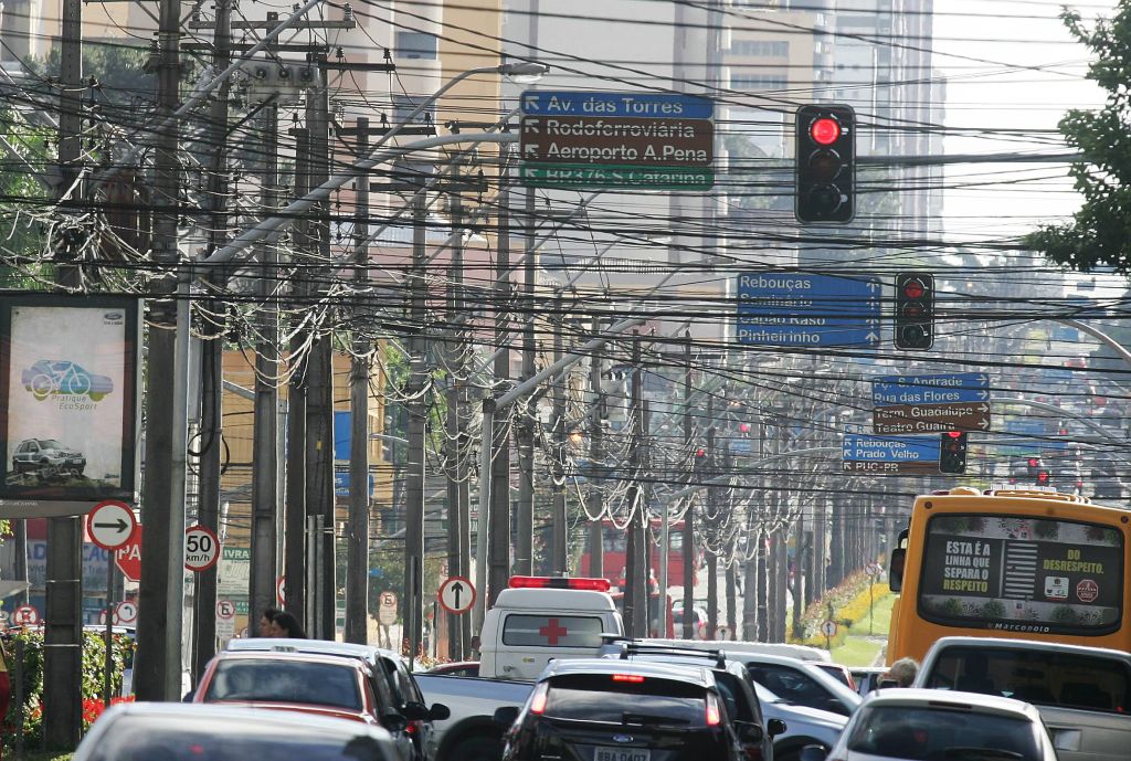 Obras podem mudar a paisagem da Visconde de Guarapuava | Daniel Castellano/Gazeta do Povo