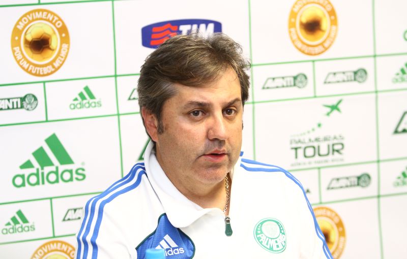 Diretoria quer reduzir o salário de Gilson Kleina no Palmeiras | Roberto Custódio / Jornal de Londrina