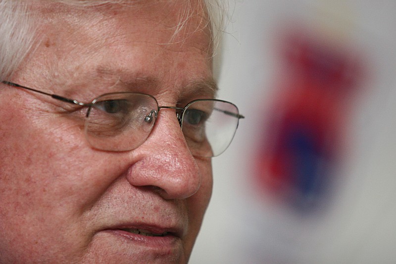 Rubens Bohlen deverá confirmar novo treinador e equipe do departamento de futebol até quinta-feira | Felipe Rosa / Tribuna do Paraná