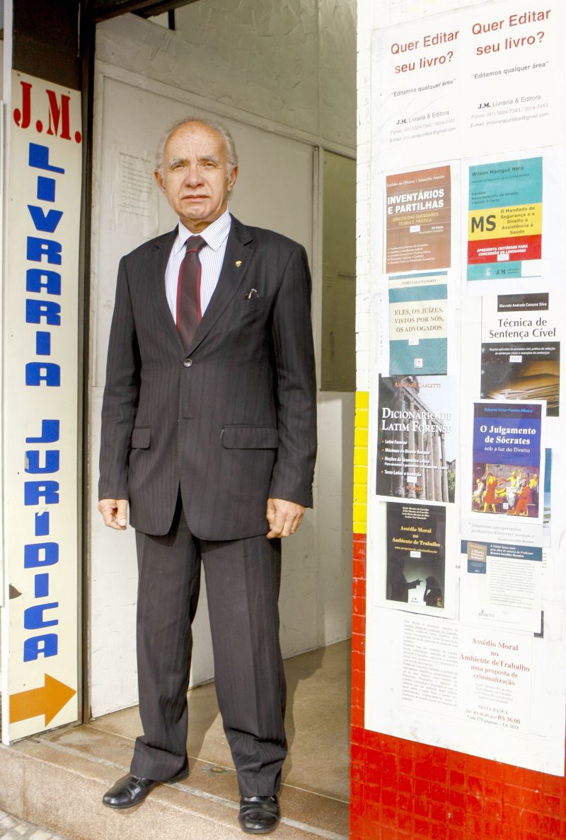 Juraci Moreira: expectativa para colocar seus livros na rua. | Hugo Harada/Gazeta do Povo