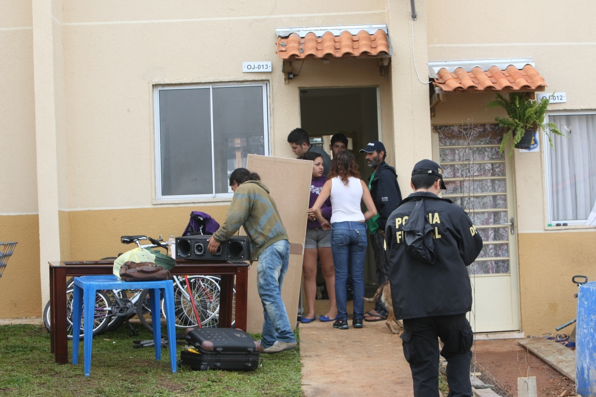 O clima na região, apesar de tenso pelo grande número de policiais, era considerado sob controle pela Polícia Federal | Aniele Nascimento/Agência de Notícias Gazeta do Povo