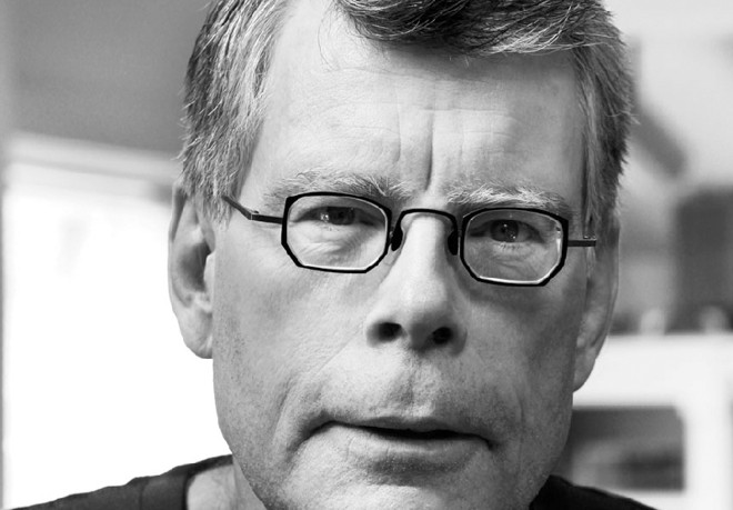 Autor diz se inspirar em seus próprios sonhos e delírios |