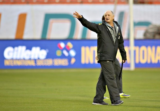Felipão testará Robinho, Willian e Marquinhos contra o Chile | Mowapress