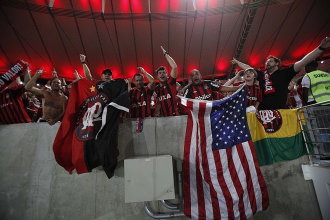Torcida atleticana conta com presença de torcedor vindo dos Estados Unidos | 