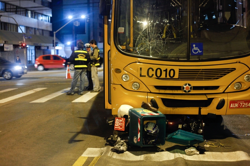 Motos: vilões da violência | André Rodrigues/ Gazeta do Povo
