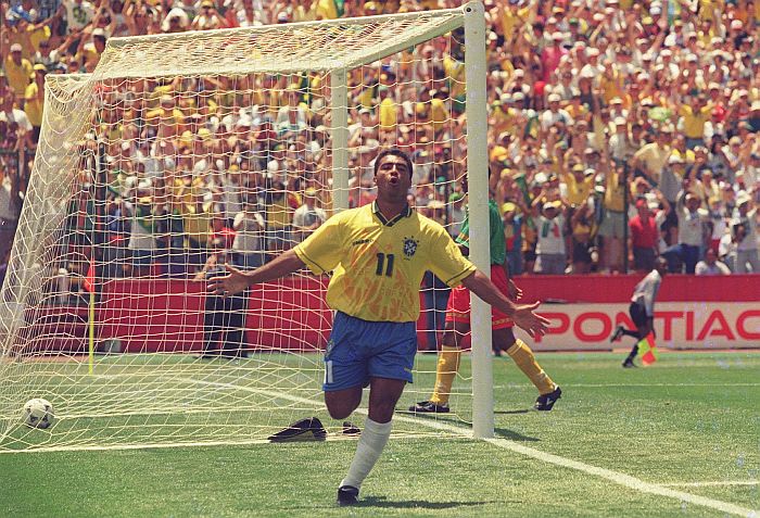 Romário comemora gol na Copa de 1994: novo uniforme do Atlético vai homenagear a conquista do tetra pelo Brasil | Cezar Loureiro / Agência O Globo