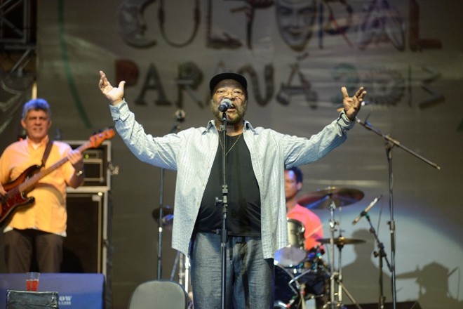 Martinho opta por sambinhas mais calmos no show na Boca Maldita |