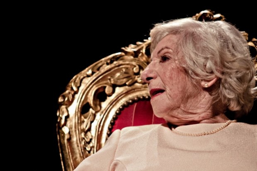 "Notícias da Rainha", da diretora Ana Johann, conta a história de Lucia Cecília Kubis, eleita Rainha do Rádio em Curitiba em 1948, e sua filha, que tentava em vão escrever sua biografia | Rosano Mauro Jr./Divulgação