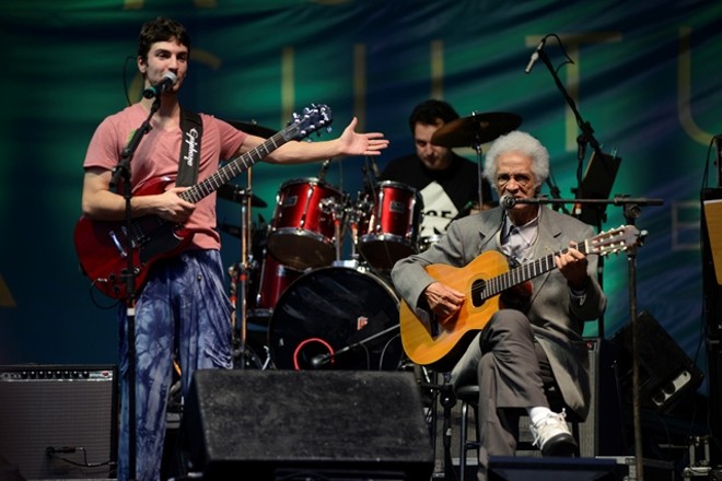 Ravi Brasileiro e Waltel Branco no Palco Carlos Gomes |