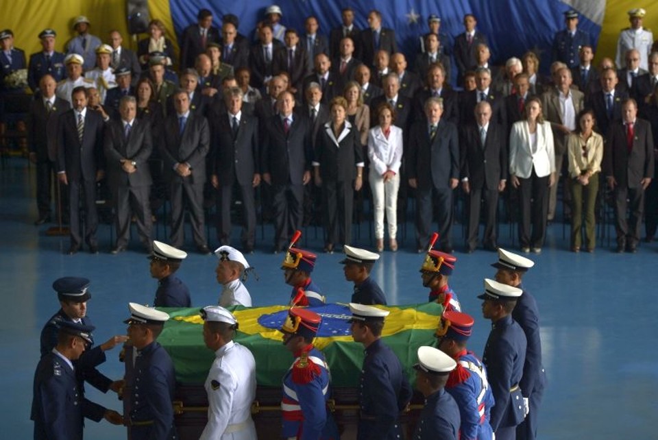 Militares e autoridades prestam homenagens ao ex-presidente | Marcello Casal Jr/Agência Brasil