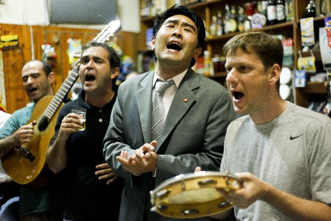 O Gente Boa da Melhor Qualidade faz show de samba às 16 horas no Paço Praça da Espanha. | 