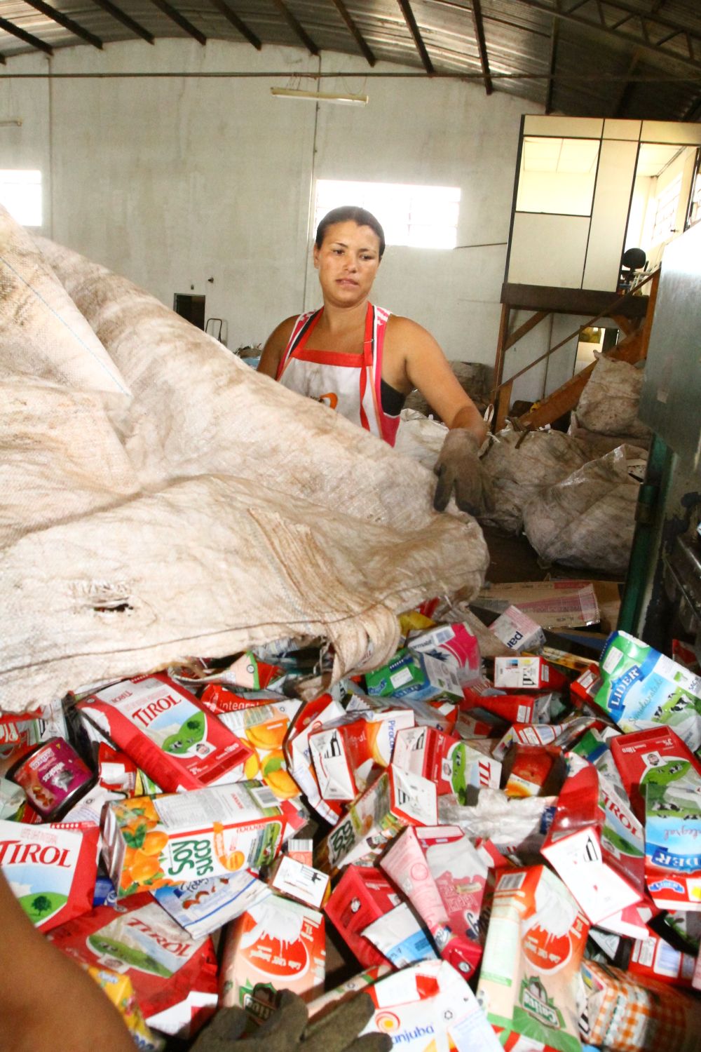 Com a conta salário, Juliana da Silva poupa tempo e dinheiro: a gente não perde um centavo | Gilberto Abelha/JL