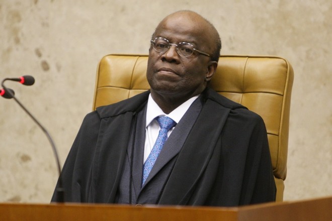 Joaquim Barbosa: PT alega que ministro abusou de sua autoridade nas prisões do mensalão |