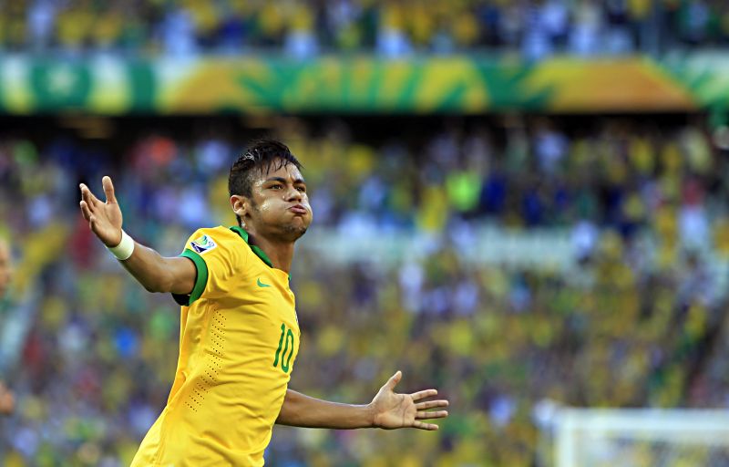 Gol de Neymar contra o Japão foi indicado entre os mais bonitos da temporada | Albari Rosa / Gazeta do Povo