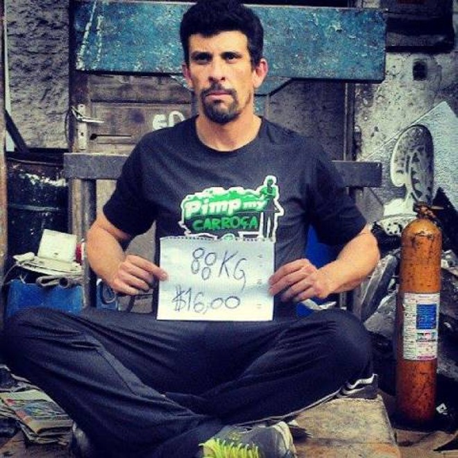 O ator Milhem Cortaz é um dos apoiadores do projeto Pimp My Carroça, que já passou por São Paulo e Rio de Janeiro |