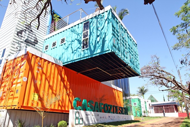 CasaFoz promove palestras, debates e encontros culturais no espaço |