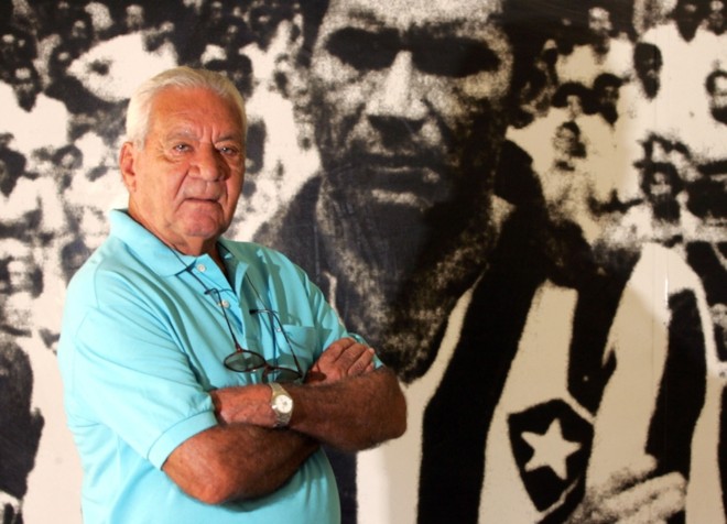 Nilton Santos e o Botafogo: histórias se confundem |