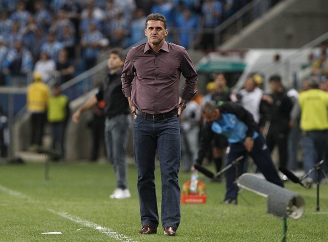 O técnico Vagner Mancini montou um Atlético forte na marcação e com a missão de tentar resolver o jogo em contra-ataques |