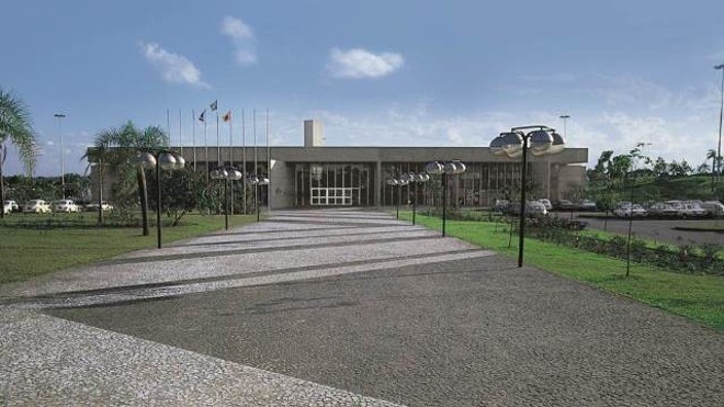 Igreja em Criciúma, assinada por Manoel Coelho |