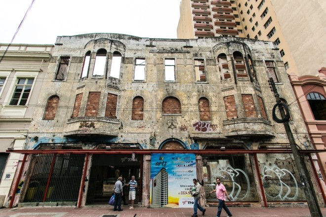 Fachada de lançamento da Thá sinaliza transformações na rua |