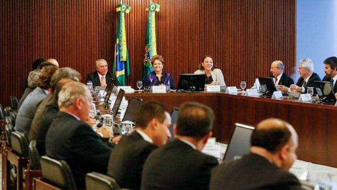 Dilma convocou reunião do conselho político, que reúne líderes e presidentes de partidos, além de sua equipe de ministros responsáveis pela articulação do governo, para tentar barrar "bombas fiscais" | Roberto Stuckert Filho / Presidência da República / Divulgação