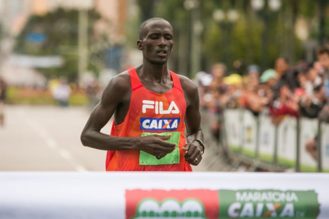 O queniano Willy Kimutai, terceiro colocado na maratona | 