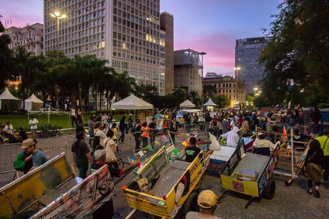 Carrinhos prontos para a tradicional