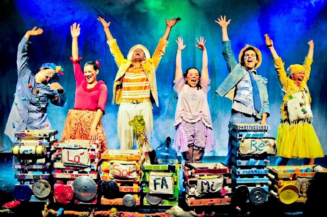 O Trenzinho do Caipira cria uma ficção em torno da obra de Villa-Lobos |