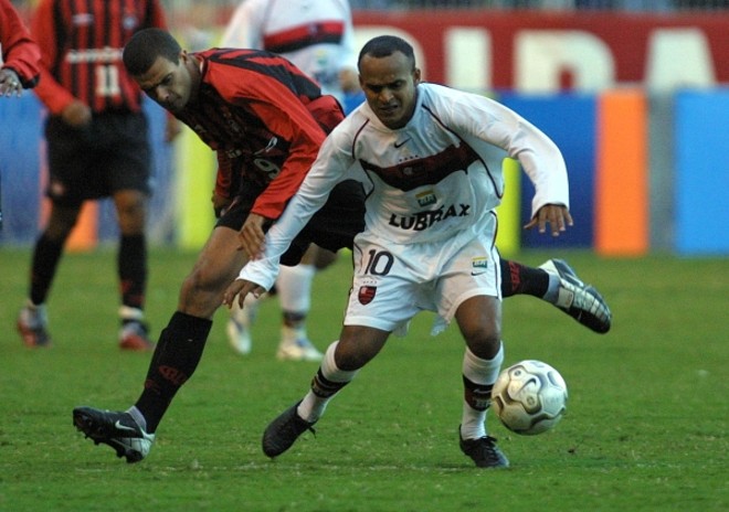 Igor, que depois jogaria no Coritiba, com Ilan |