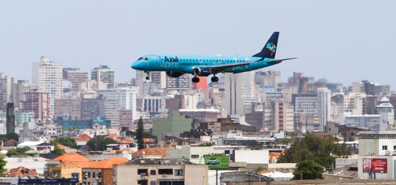 Azul desistiu de estrear na Bovespa este ano; pode mudar de ideia em 2014 | Daniel Castellano/Gazeta do Povo