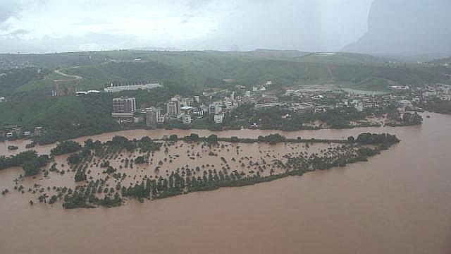 Área alagada em Colatina (ES): chuvas provocaram a morte de 18 pessoas até agora | Secretaria de Comunicação do ES/Divulgação