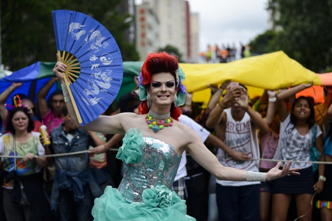 Parada da Diversidade em Curitiba, neste domingo (1º) |