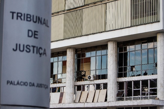 Obras no Tribunal de Justiça do Paraná: edital deve ser retomado em janeiro |