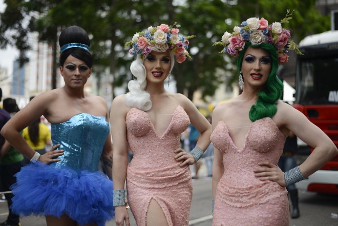 Parada da Diversidade em Curitiba, neste domingo (1º) |