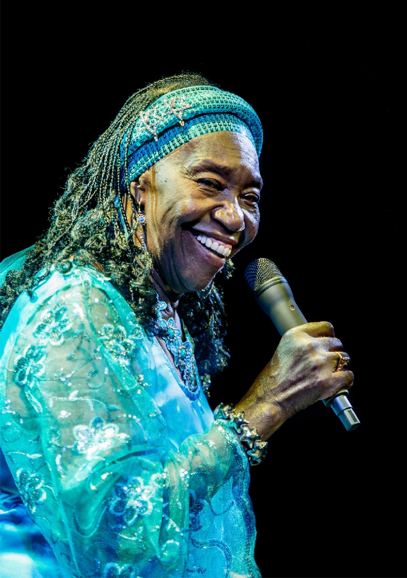 Lia de Itamaracá foi convidada pelo grupo Mundaréu | Vinicius Grosbelli/Divulgação