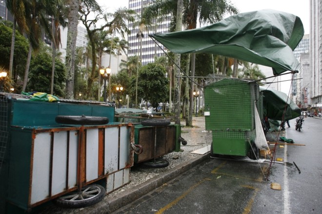 Os ventos chegaram a 59 km/h em Curitiba | 