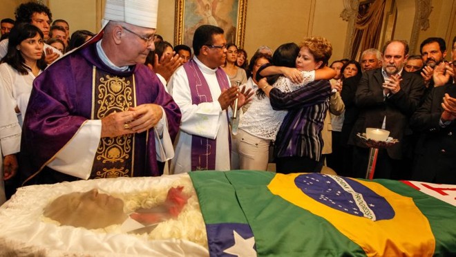 Marcelo Déda será velado em Aracaju e cremado, no fim da tarde desta terça (3), em Salvador | 