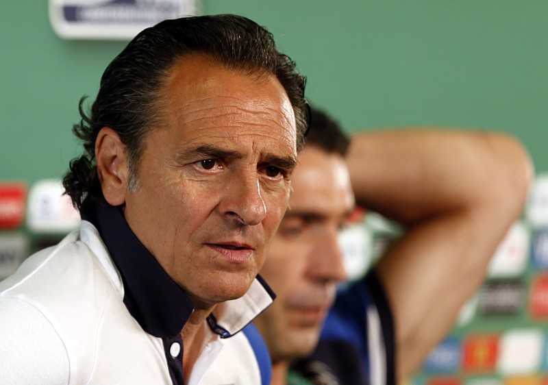 Prandelli mostra preocupação com altas temperaturas durante a Copa do Mundo, especialmente no Nordeste | Marcos Brindicci / Reuters