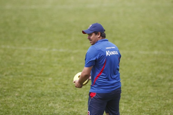 Dado Cavalcanti deixou o Paraná Clube após terminar a Série B na oitava posição, a três pontos da zona de acesso | Daniel Castellano / Gazeta do Povo