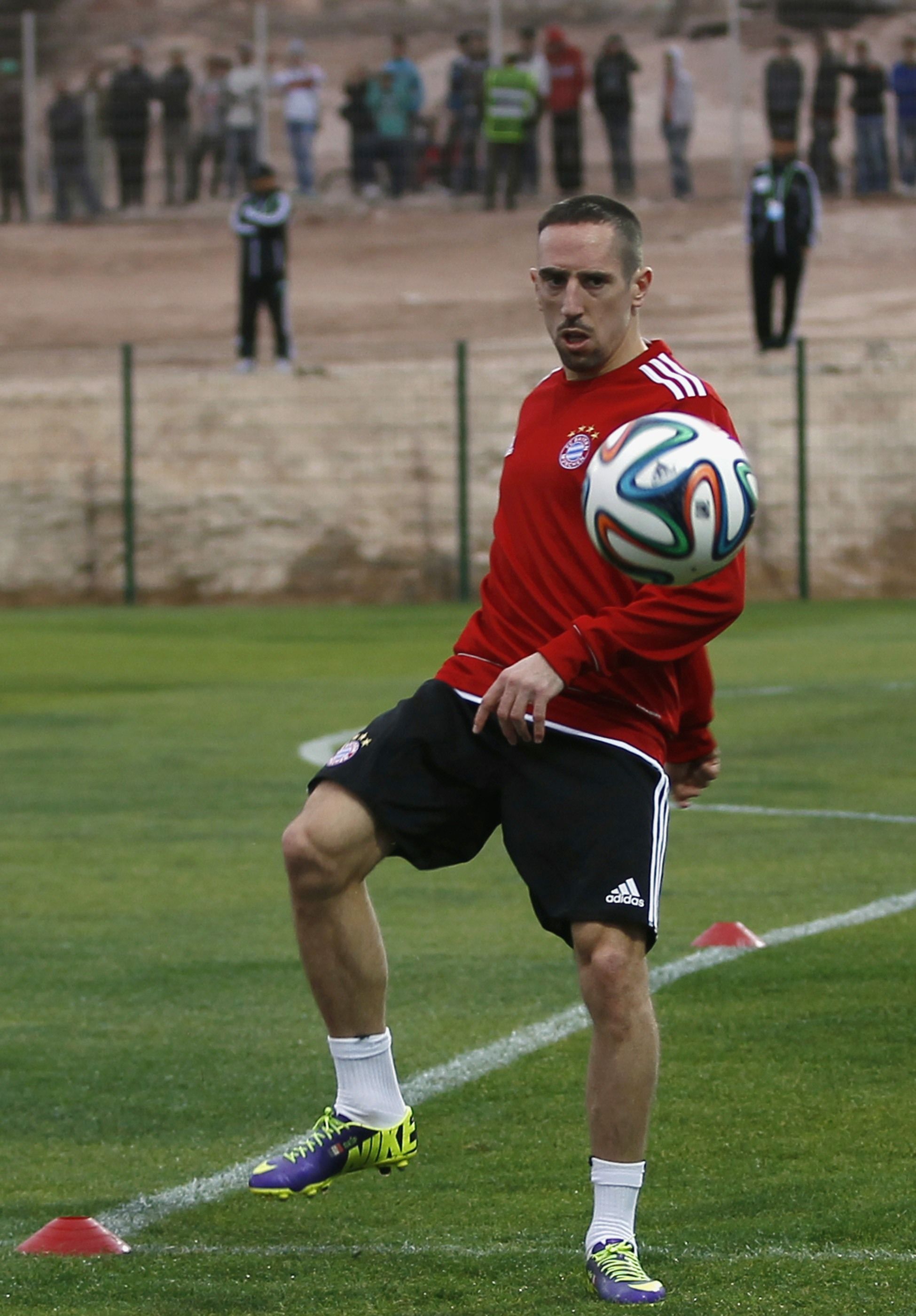 Franck Ribéry, do Bayern de Munique, foi destaque na conquista de cinco títulos em 2013. | REUTERS/Amr Abdallah Dalsh