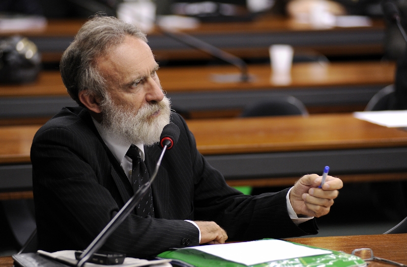 Dr. Rosinha: petista apresentou 14 emendas; 13 delas turbinaram projetos do Planalto | Janine Moraes/Ag. Câmara