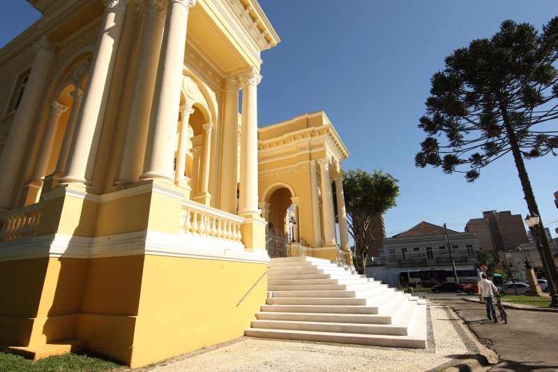 Câmara: distorções salariais foram criadas por 55 medidas tomadas ao longo dos anos | Antônio More/ Gazeta do Povo