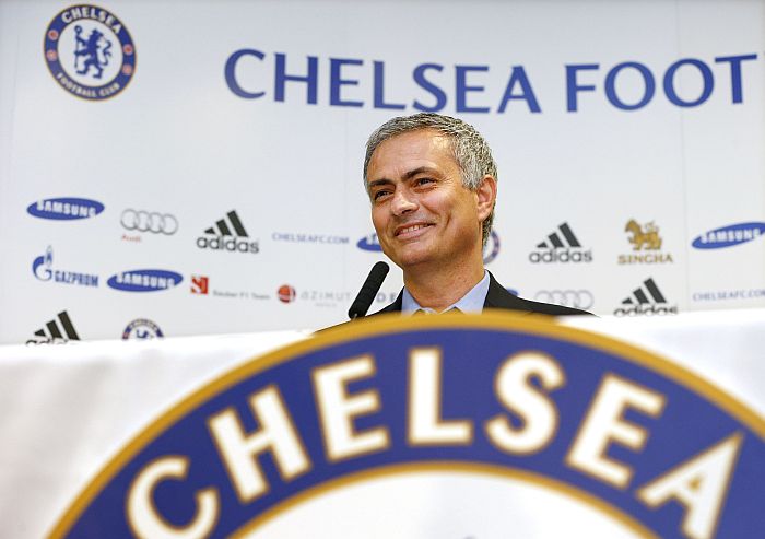 Mourinho afirma ter assinado com o Chelsea seu pior contrato em seis anos | SUZANNE PLUNKETT / Reuters